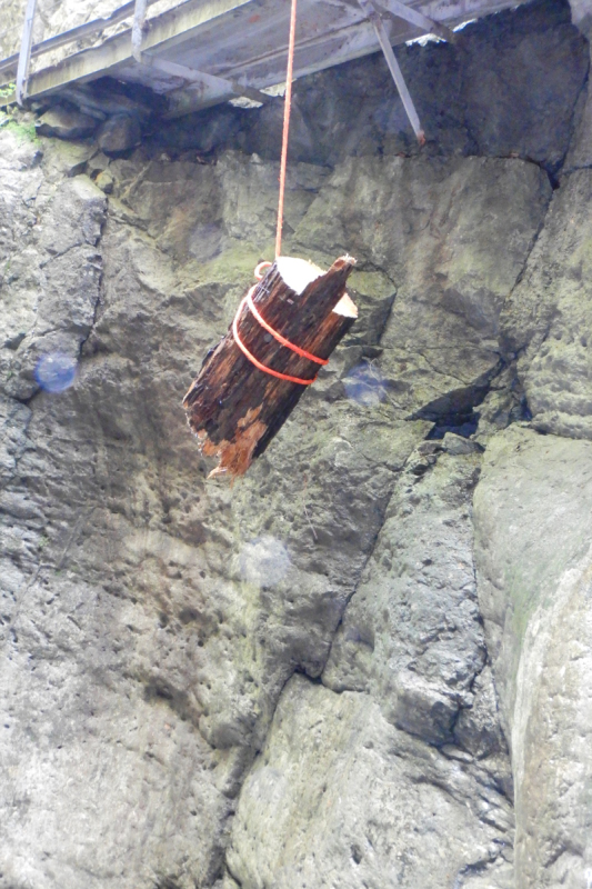 Reinigung in der Starzlachklamm