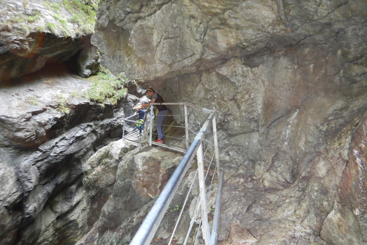 Reinigung in der Starzlachklamm