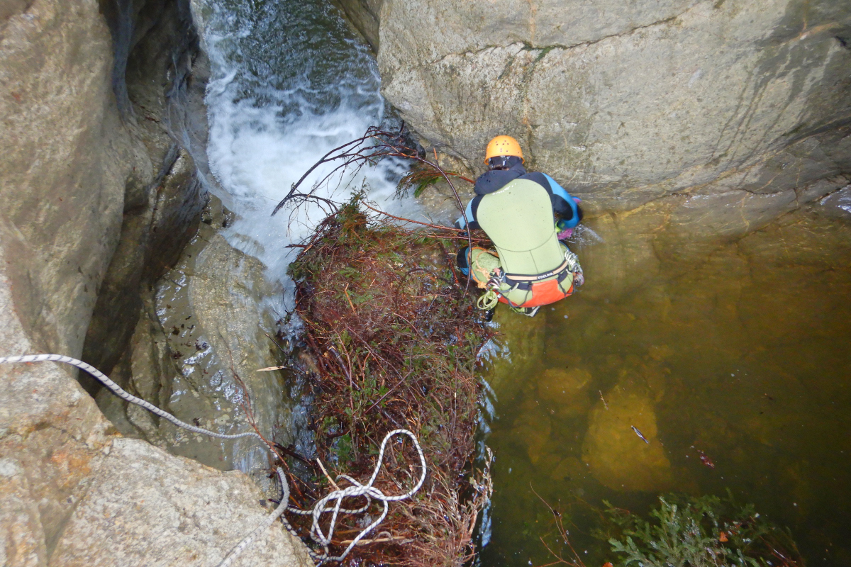 Reinigung in der Starzlachklamm